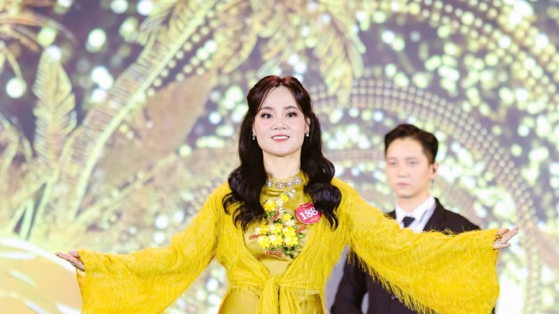 “Bông hồng thép” Thủ đô chiến thắng danh hiệu Người đẹp truyền thông của cuộc thi Hoa hậu Doanh nhân Việt Nam 2025