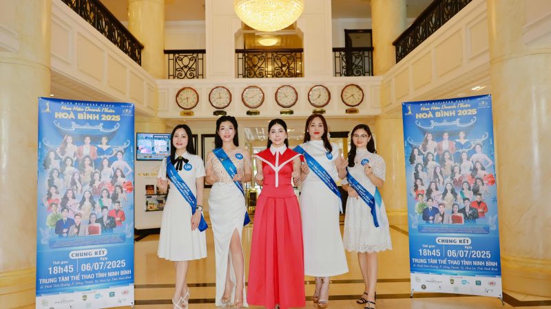 Cố đô Ninh Bình hân hoàn chào đón đoàn thí sinh Hoa hậu Doanh nhân Hòa bình 2025