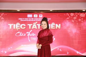 Dấu ấn Hoa hậu Nhân ái Ngô Thị Hoàng Ngân tại buổi hội ngộ các “tượng đài” Kỷ lục Việt